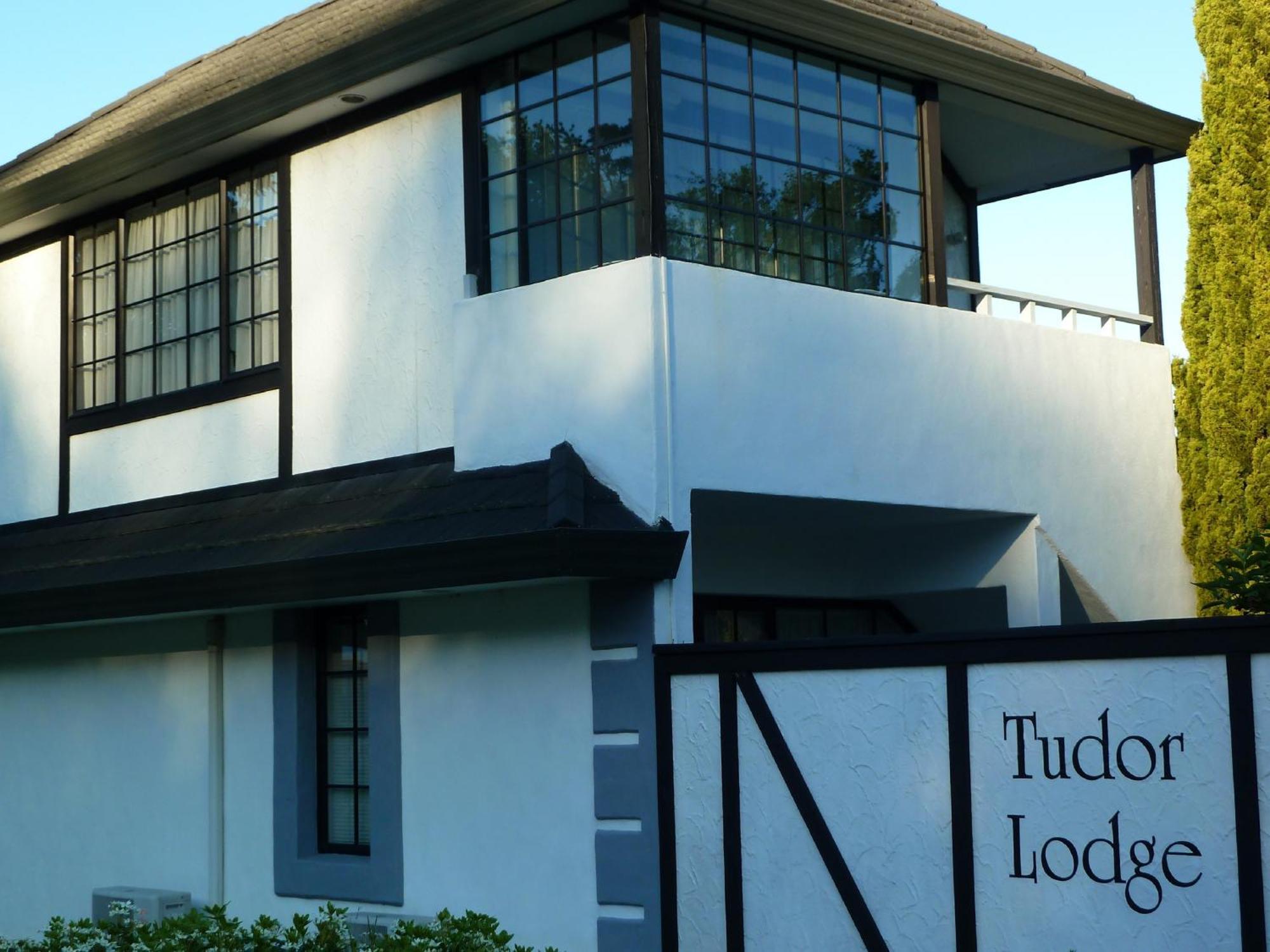 Tudor Lodge Motel Нелсън Екстериор снимка