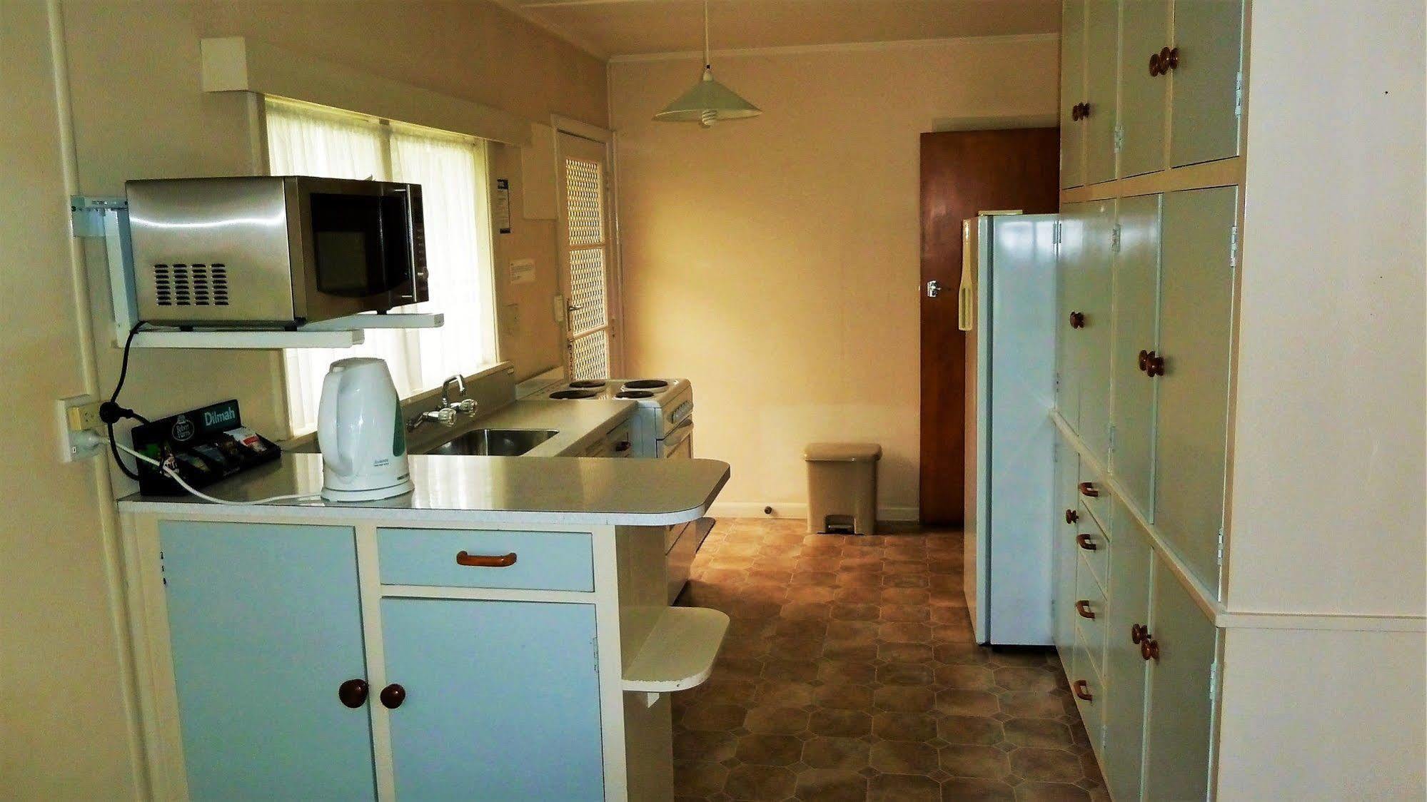Tudor Lodge Motel Нелсън Екстериор снимка